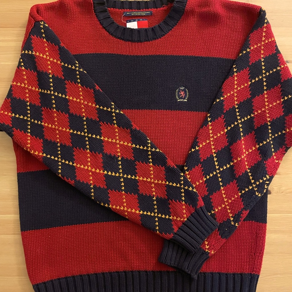 Up for grabs I have a vintage Tommy Hilfiger